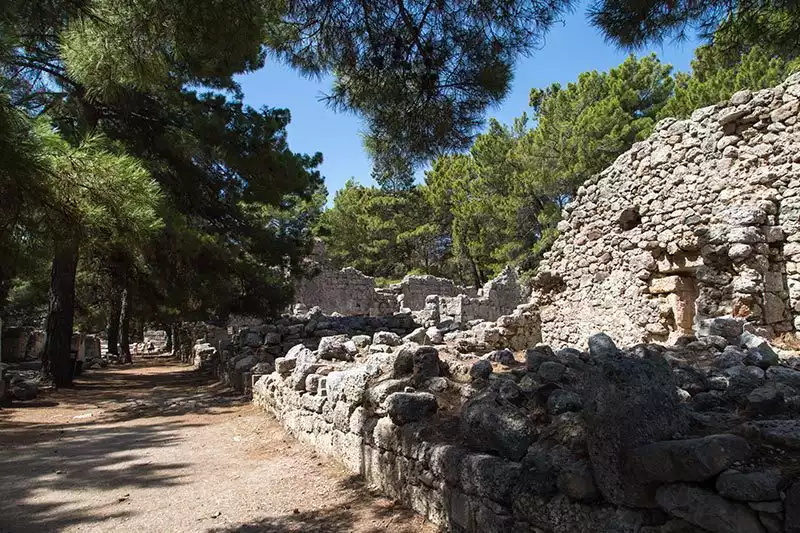 Antalya Phaselis Antik Kenti Gezilecek Yerler