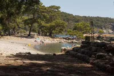 Tekirova Plajları ve Koyları: Akdeniz'in 8 Gözde Sahilinde Efsane Tatil