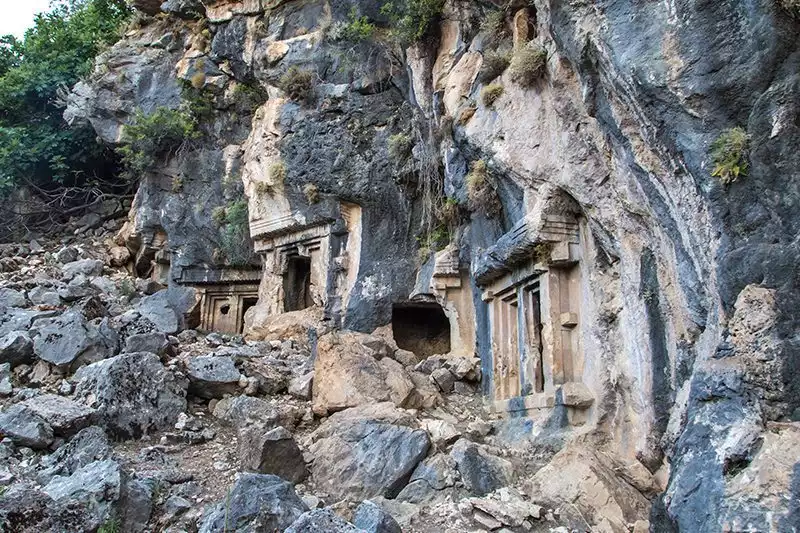 Fethiye Pinara Antik Kenti Kaya Mezarlari