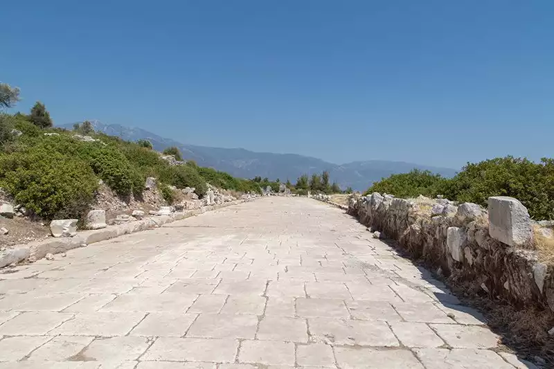 Xanthos Antik Kenti Sutunlu Yol