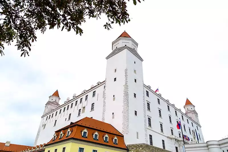 Bratislava Kalesi Gezi Yazisi