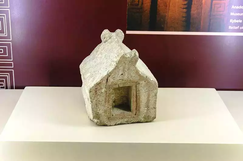 Bursa Arkeoloji Muzesi Kybele Tapinagi Modeli