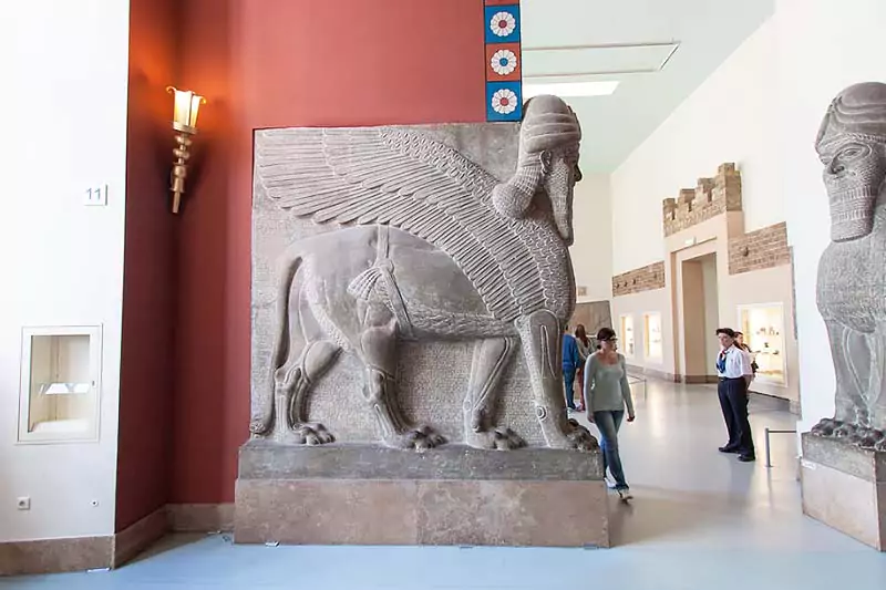 Pergamon Museum Sculptures Berlin