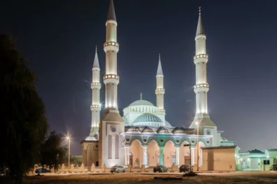 Al Farooq Omar Bin Al Khattab Mosque: Beauty of Architecture