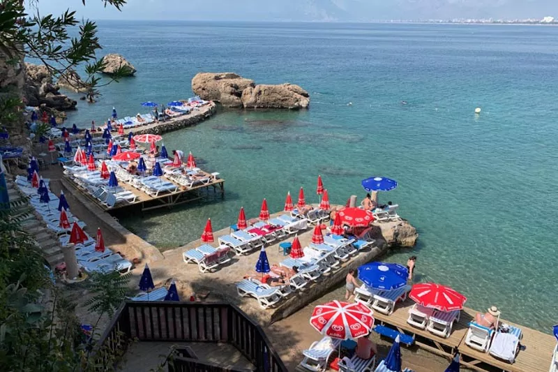 Antalya Mermerli Plaji Ozellikleri Ve Mavi Bayrak